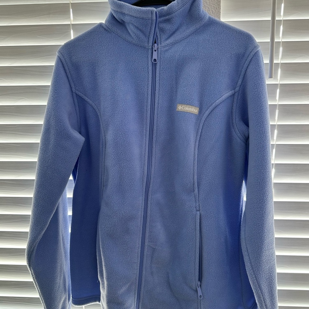 Columbia zip up💜